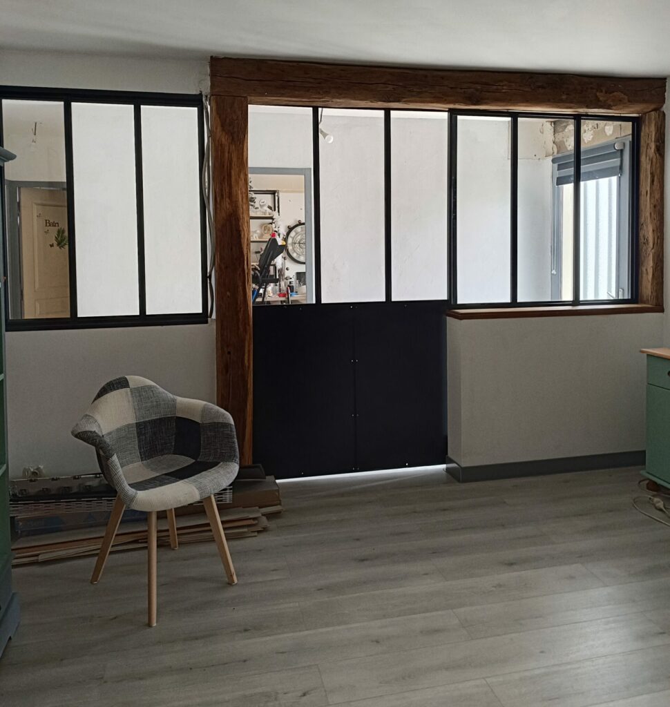 verrière sur mesure cloison intérieure noire