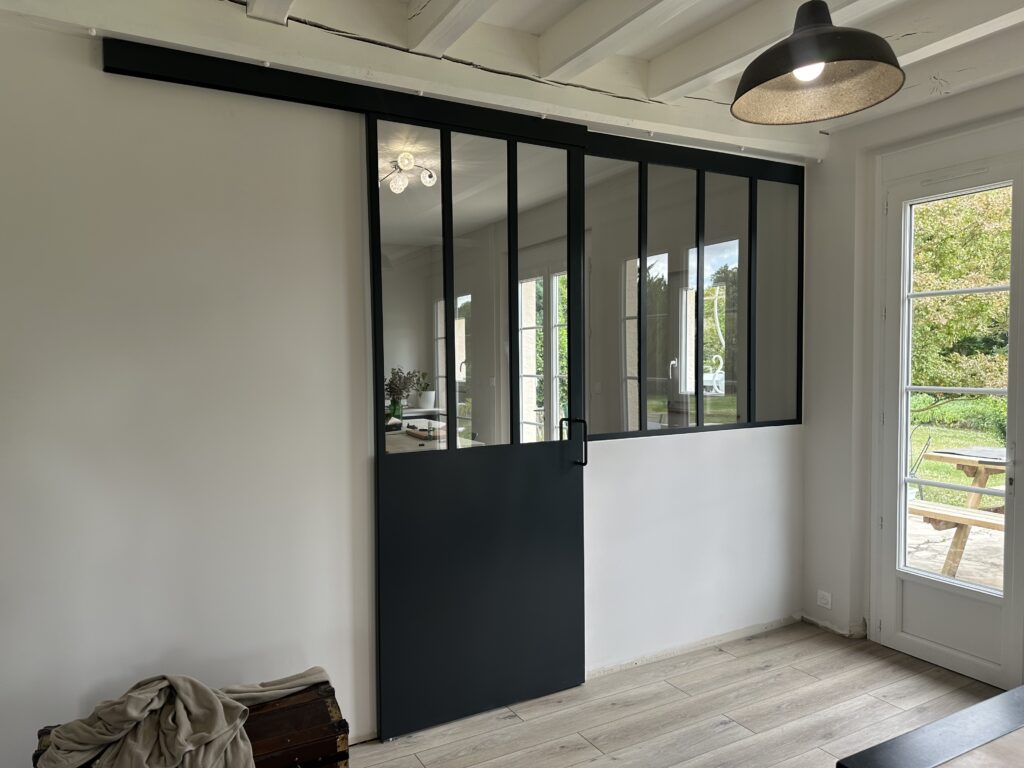 verrière sur mesure coulissante noire en métal