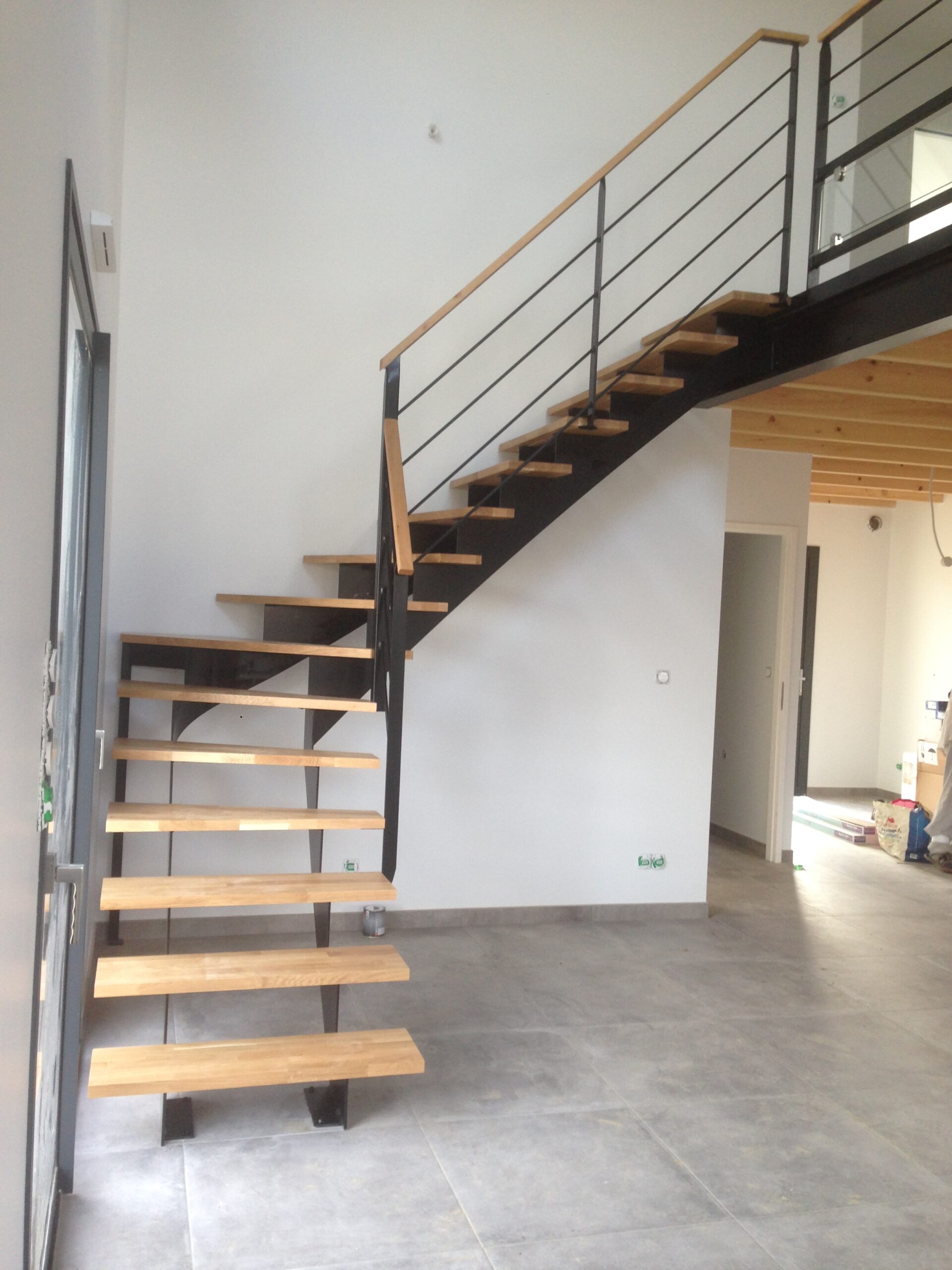 Escalier Balancé : Design Sur Mesure pour Un Rendu Unique