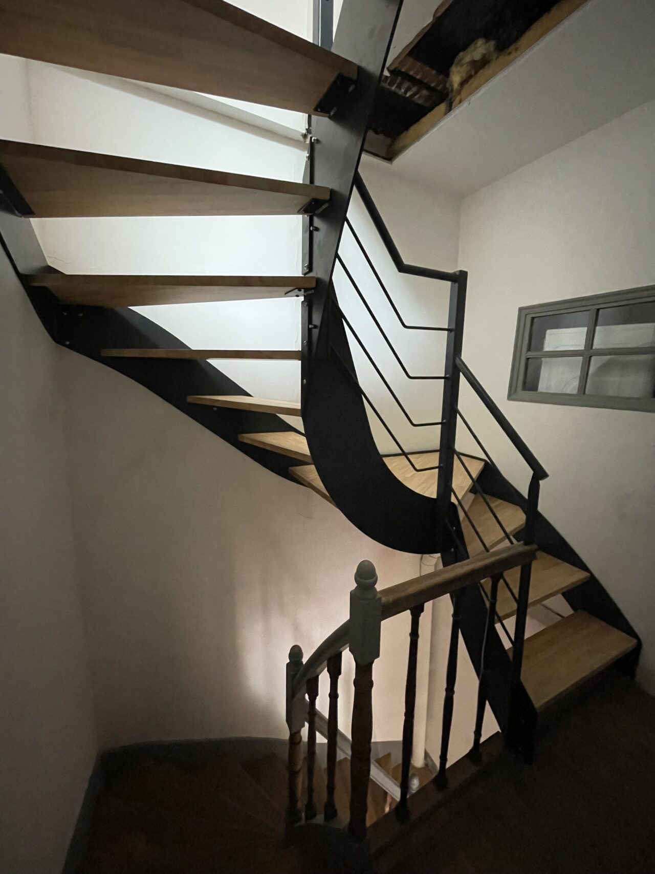 Escalier sans contremarches Design Sur Mesure Unique — free download